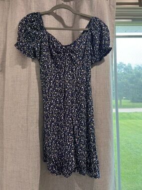 Hollister Women's Navy Floral Puff-Sleeve Dress Small